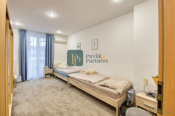 Predaj veľkometrážny 3 izbový byt, 2x kúpeľňa, 2x balkón, te - 9