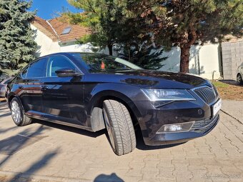 Škoda Superb III 2.0 TDi 150K Style M6 sedan (diesel) - 9