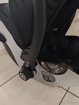Autosedačka (vajíčko) Kiddy Evoluna I-Size 2 - 9