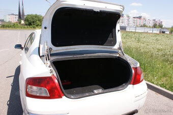 Peugeot 407 1.6 HDi Confort FAP - 9
