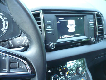 SKODA KAROQ 1,6 TDI LIVE PLUS R.V. 2020,1.MAJ.KUP.SR - 9