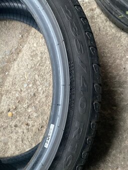 235/40r19 Pirelli Cinturano P7 - 9