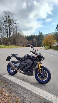 YAMAHA MT-10 SP - 9