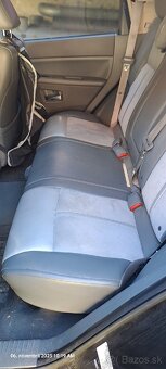 Predám Jeep grand Cherokee - 9