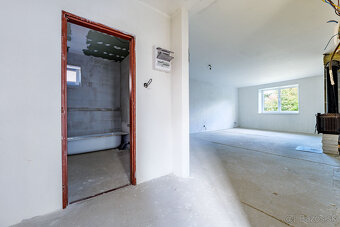 Rodinný dom s priestranným pozemkom | Turnianska Nová Ves - 9