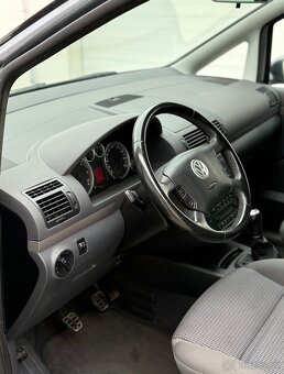 VW Sharan 1.9 TDI 4Motion Sport - 9