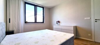 BEZ PROVÍZIE / Nový 3i. byt s loggiou, 87m2+parking, BA III. - 9