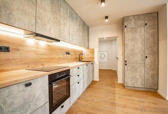 GESTTO | 4-IZBOVÝ BYT NA PREDAJ | 2x LOGGIA | KOMPLETNÁ REKO - 9