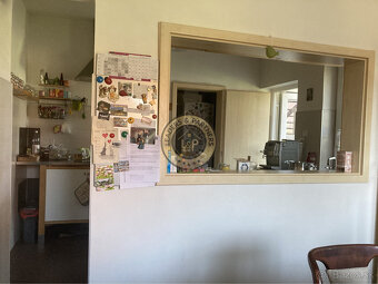 PREDAJ veľký 6izbový rodinný dom Bezenye. - 9