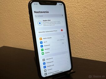 iPhone XR 128Gb black - 9