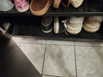 Besta Ikea skrinky - 9