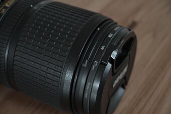 Nikon D5600 wifi + BT- otocny dotyk.disp. - 18-140 mm VR AF - 9