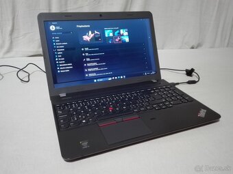 Lenovo E550. i3-4005U. 15,6“. 8 GB.  SSD 256 GB. - 9