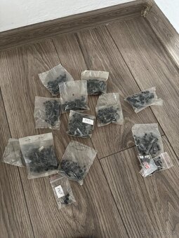 Elektro súčiastky - 9