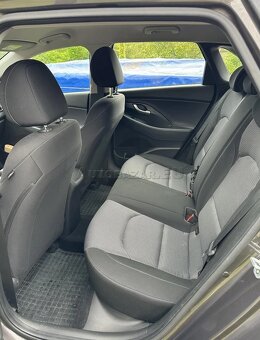 Hyundai i30 1.6 CRDi 115 Comfort - 9