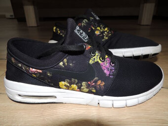 NIKE Air Jordan, Asics Gel Nimbus a Nike SB Stefan Janoski - 9