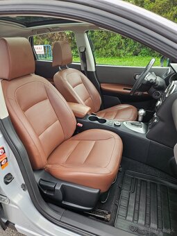 Nissan Qashqai 4x4 benzín 2.0i, automat, ťažné,STK do 4/2027 - 9
