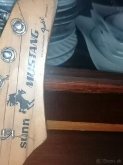 Sunn Mustang Stratocaster - 9