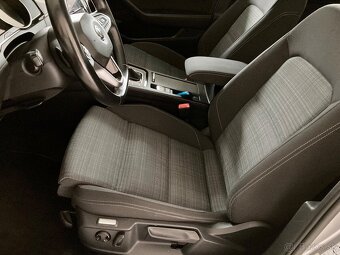 Volkswagen Passat Variant 2.0 TDI DSG - 9
