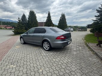 ŠKODA SUPERB 2.0 TDI - 9