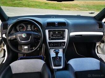 ŠKODA OCTAVIA COMBI RS 2.0TDI CR DSG+F1 125KW 170PS XENON - 9