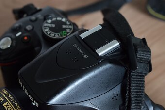Nikon d5200 s VR objektivom 18 - 140 AF-s - 9