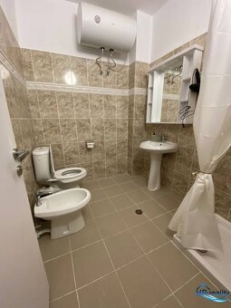 Sarandë - novozariadený apartmán s výhľadom na more - 9