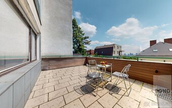 Jedinečná investičná príležitosť na Hradnom kopci. Luxusný r - 9