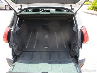 PEUGEOT 3008 Hybrid 4x4 Allure Pano HUD Navi LED - 9