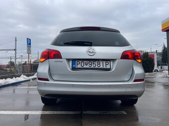 Opel Astra J 1.7Cdti r.v.2011 - 9