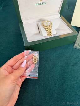 Luxusná hodinka pre ženy - 9