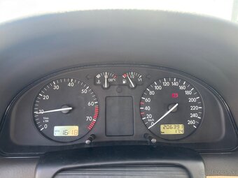 VW Passat 1.8T - 9