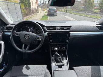 Škoda Superb Combi 2.0 TDI 4x4 2018 - 9