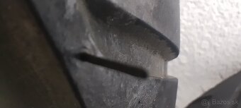 Predám pneumatiky na skúter 120/70 R15 a 140/70 R 14 - 9