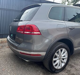 Volkswagen Touareg 3.0 V6 TDI 4MOTION - 9