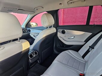 Mercedes-Benz C250d Combi - 9