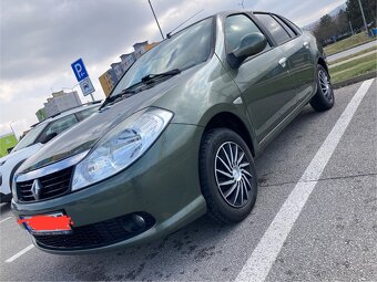 Renault Thália 1.4 - 9