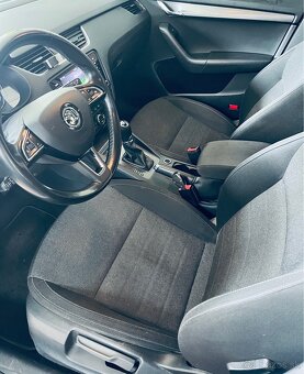 Škoda Octavia Combi 2019 2.0 TDI 110kW DSG - 9