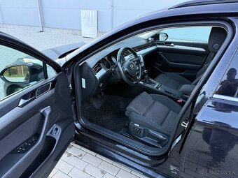 Volkswagen Passat 2.0 TDI Highline - 9
