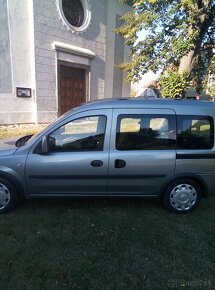 Opel Combo Tour 1.7cdti 74kw rok 2010 XL Family - 9