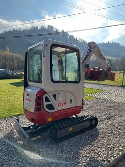 Pásový báger - Takeuchi TB216 - 9
