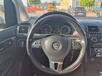 REZERVOVANÉ Volkswagen Touran 2.0 TDI Comfortline DSG - 9