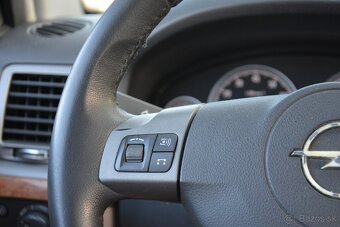Opel Vectra 1.8 i SR pôvod, pekný stav - 9