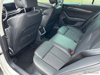 Skoda Octavia IV Combi 2.0TDI DSG 110KW - 9
