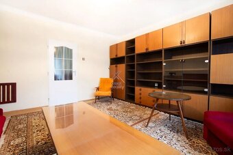 Predaj rodinneho domu v obci Dechtice - 9