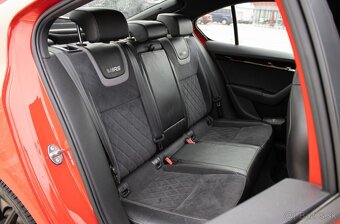 Škoda Octavia 2.0 TSI 245k RS - 9