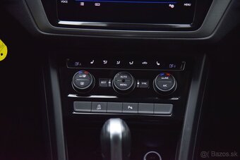 Touran 2.0 TDI Highline DSG, Matrix, ACC, Ťažné, Kamera - 9