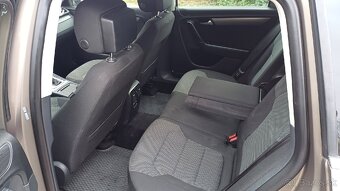 VOLKSWAGEN PASSAT B7 2.0 TDI 103KW A7 - 9