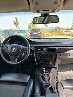 Predám BMW E92 320i Coupe - 9