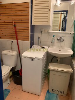 2-izbový byt v centre Malaciek – výborná poloha, príjemná di - 9